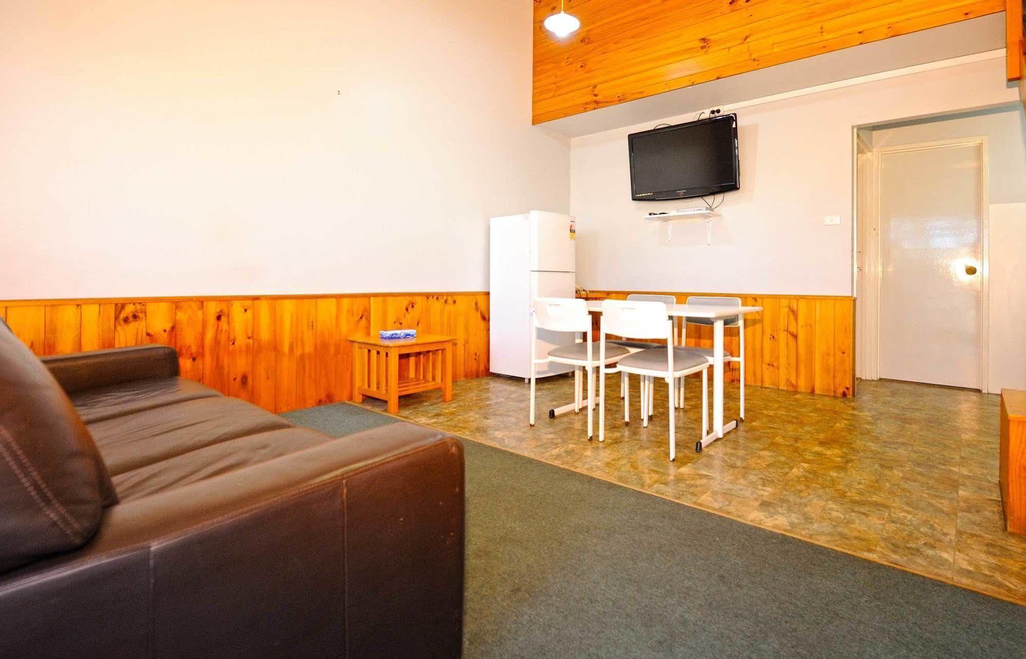 Abrolhos Reef Lodge Geraldton Εξωτερικό φωτογραφία