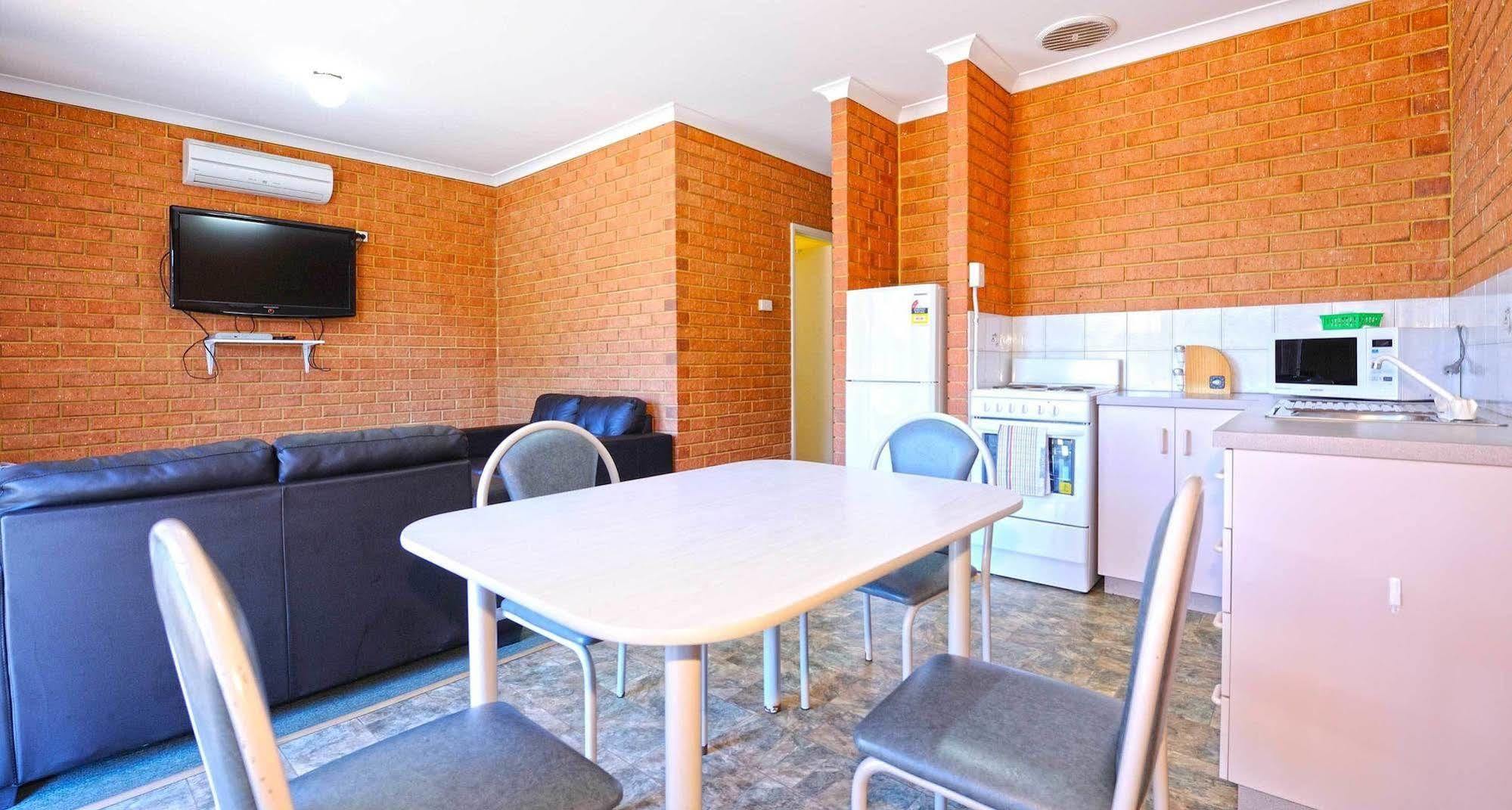 Abrolhos Reef Lodge Geraldton Εξωτερικό φωτογραφία