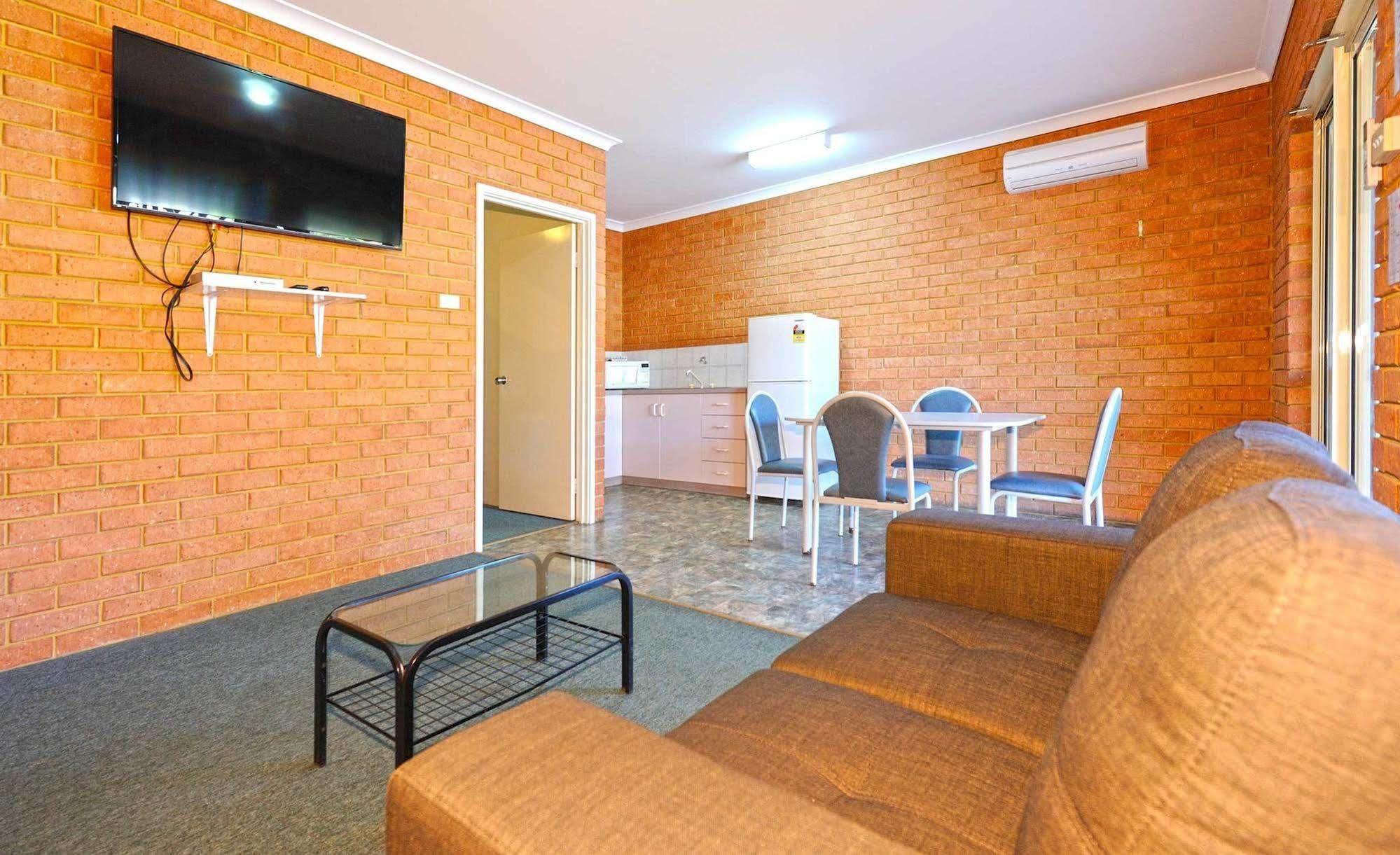 Abrolhos Reef Lodge Geraldton Εξωτερικό φωτογραφία